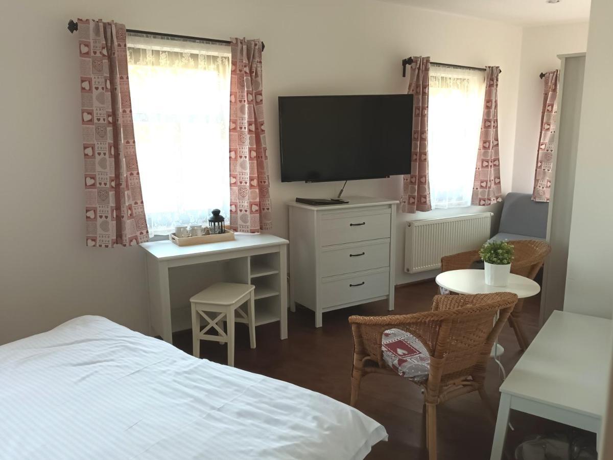 Hotel Strelnice Teplice nad Metují Εξωτερικό φωτογραφία
