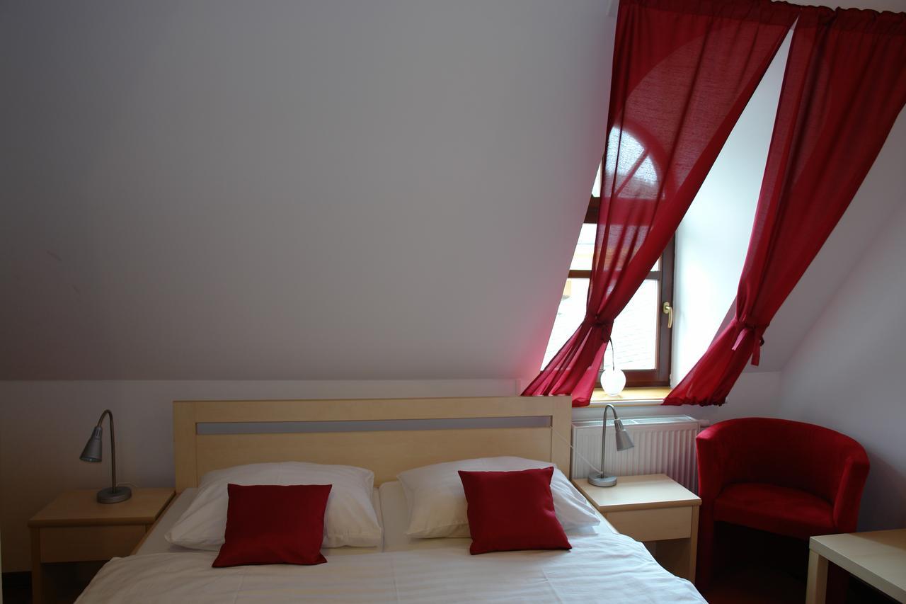 Hotel Strelnice Teplice nad Metují Εξωτερικό φωτογραφία